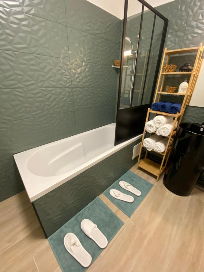 Grand Appartement Courbevoie Paris Dış mekan fotoğraf