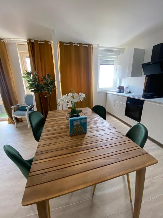 Grand Appartement Courbevoie Paris Dış mekan fotoğraf